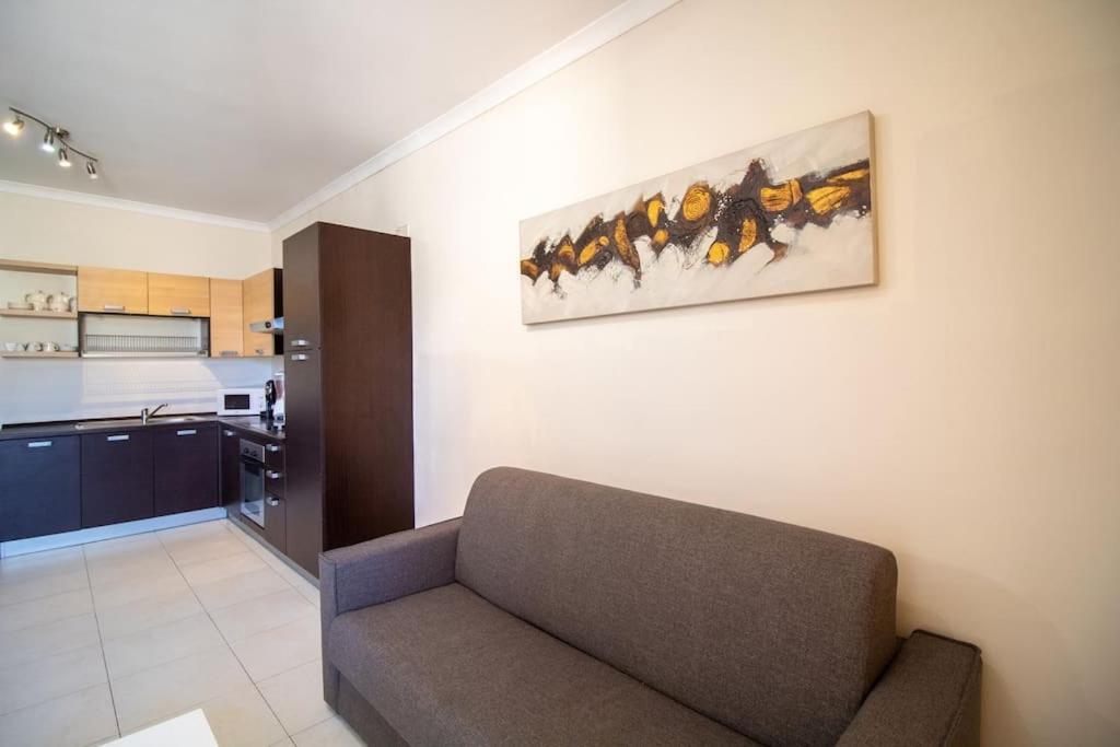 Modern Apt In The Heart Of Maltese Nightlife Saint Julian's Exteriér fotografie