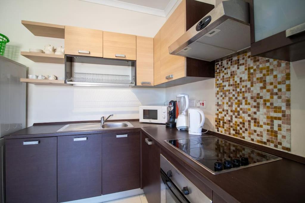 Modern Apt In The Heart Of Maltese Nightlife Saint Julian's Exteriér fotografie